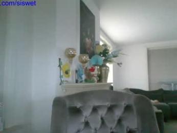 siswet19 webcam chaturbate model stream image