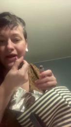 HunniLuv webcam model stream image