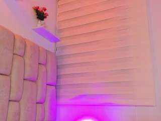 ilianaphoenix webcam model stream image