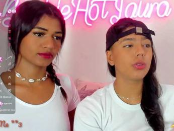 BarbieHotLaura webcam model stream image