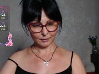 ZaRaZaTvOyA webcam model stream image