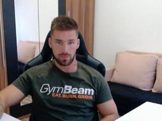 Darius Giles webcam model stream image