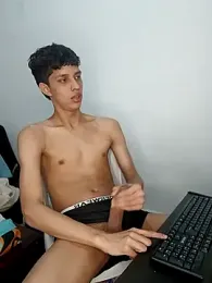 Alayn_sexy_ayes webcam model stream image