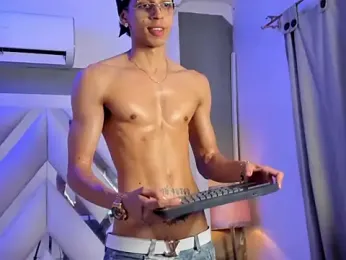 nicolai_drake webcam model stream image