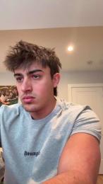 Athleter webcam model stream image