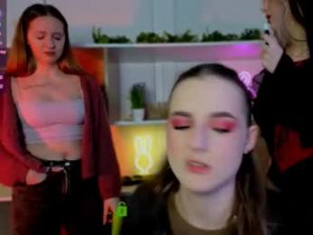 adeli_di webcam model stream image