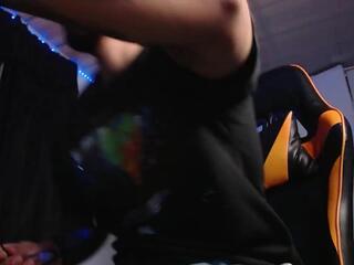 Chrys Harris webcam model stream image