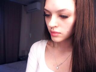 Malinda Hurni webcam model stream image