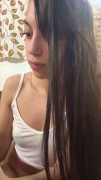 Bratzhot webcam model stream image