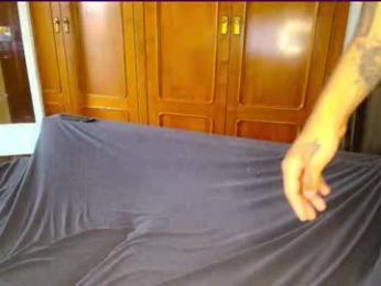 slim_heat webcam model stream image