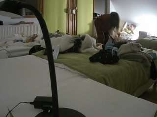 voyeurcam-julmodels-bed-2 webcam model stream image