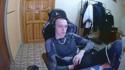 MikkiForus webcam model stream image