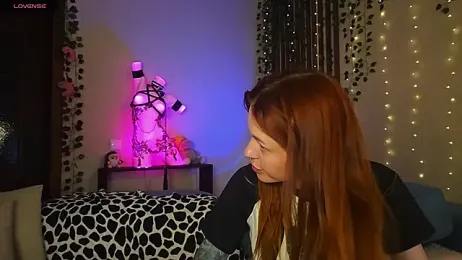 _SweetFox_ webcam model stream image