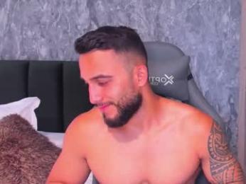 brad1_ webcam model stream image