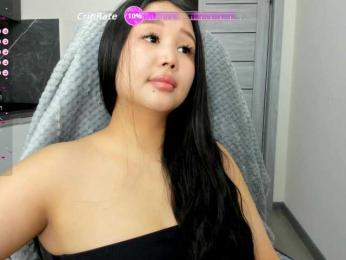 Yumikaa webcam model stream image