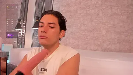 TheoHart_ webcam model stream image