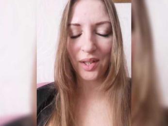 Viktoria-play webcam model stream image