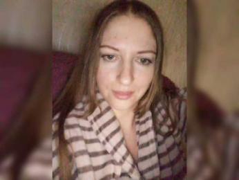 Viktoria-play webcam model stream image