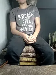 Luxuryboyy0 webcam model stream image