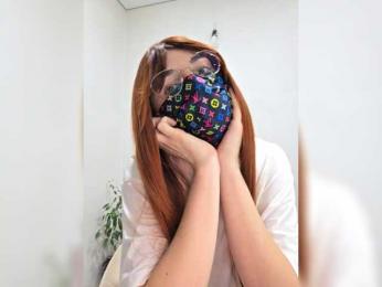 Lynavave webcam model stream image