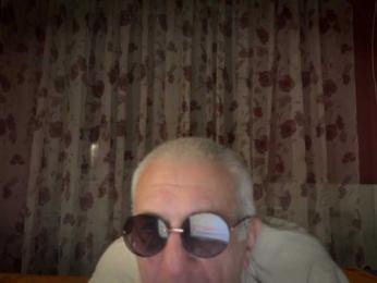 StellarTeam webcam model stream image