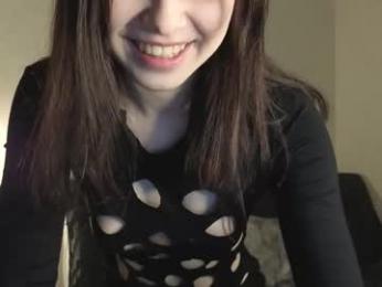 sladkoezka webcam model stream image