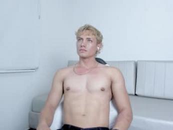 lover_fitnessboy webcam model stream image