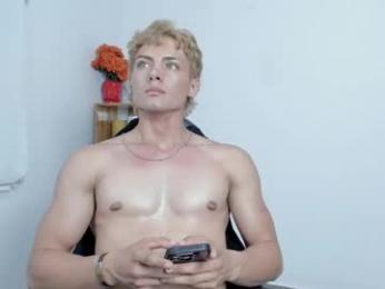 lover_fitnessboy webcam model stream image