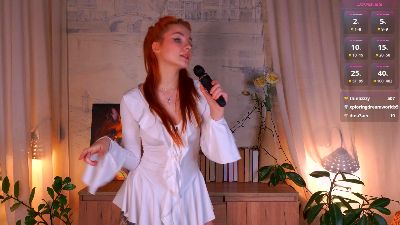 SoonHiggs webcam model stream image