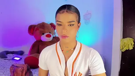 nikolle_mistrreHots webcam stripchat model stream image