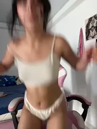 LiLy_kIndly webcam model stream image