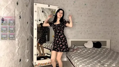 FakeLamb webcam model stream image