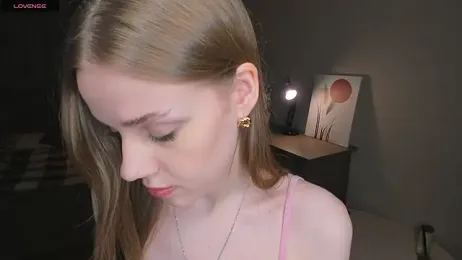 OdellaFrake webcam model stream image