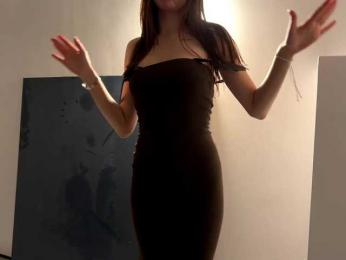 LeontineCuffie webcam model stream image