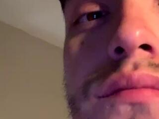 Milky Mike webcam model stream image