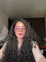 Antoniart_ webcam model stream image