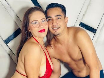 JohanaAndMiller webcam model stream image