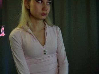 RosyCheeks1 webcam model stream image