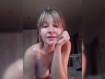 LagoonJoy webcam model stream image