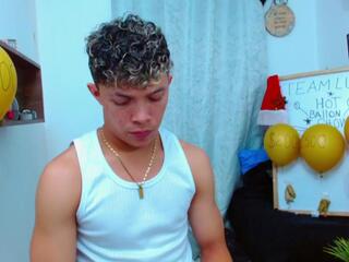 Lucas Luxx webcam model stream image