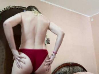 SeptemberRoutzen webcam model stream image