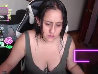 adams_mel webcam model stream image