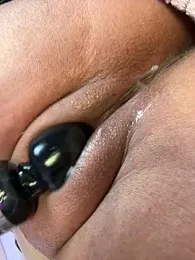 Zendaa_ webcam model stream image