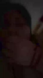 BeluuVv webcam model stream image