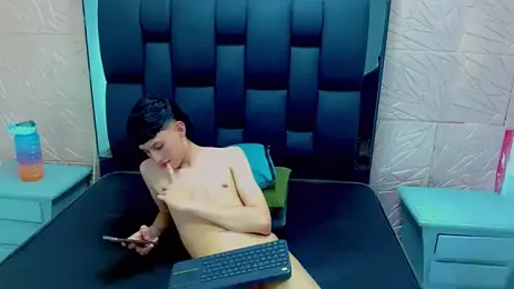 thaigo_twink38 webcam model stream image