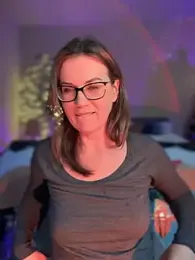 MaiseKnox webcam model stream image