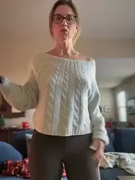 MaiseKnox webcam model stream image