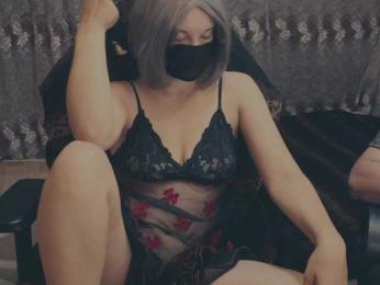 Dark_Cherry webcam model stream image