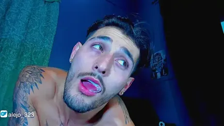 alejo__323__ webcam stripchat model stream image