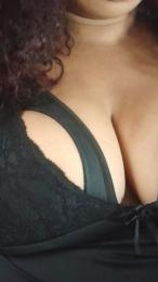 Safirahot69 webcam model stream image